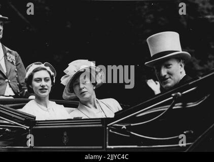 Photo Shows:- The Earl of Dalkeith rides in Princess Margaret's carriage an route from Windsor Great Park to Royal ***** (June 13th 1950) with them is the Princess Royal. The Earl of Dalkeith Royal Engagement Report:- In a report from London, the Paris newspaper 'France Soir' says that Princess Margaret's engagement to the Earl of Dalkeith will be announced in August. The Earl who is heir to the Duke of Buccleuch is 26, He served in the Royal Nave throught out the war. June 01, 1950. (Photo by Fox Photos). Stock Photo