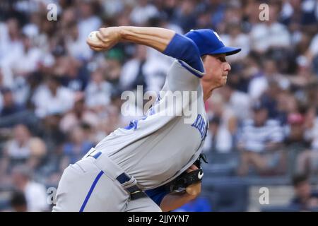 Bronx, United States. 28th July, 2022. Kansas City Royals starting pitcher Brady Singer (51) throws in the first inning against the Kansas City Royals at Yankee Stadium on Thursday, July 28, 2022 in New York City. Photo by Corey Sipkin/UPI Credit: UPI/Alamy Live News Stock Photo