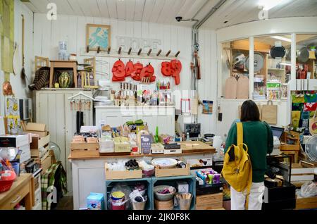 cook craft kitchen shop interior berwick upon tweed northumberland ...