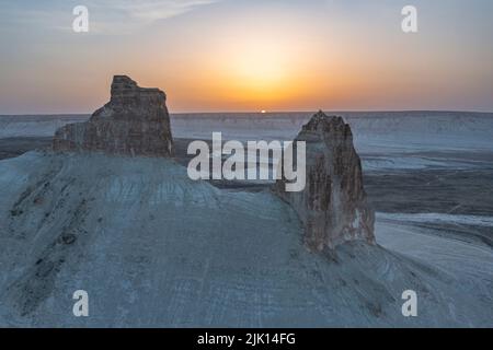 Sunrise over Bozzhira Canyon, Ustyurt plateau, Mangystau, Kazakhstan, Central Asia, Asia Stock Photo