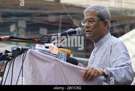 Dhaka, Bangladesh. 26th July, 2022. BNP Secretary General Mirza Fakhrul Islam Alamgir speaking at a rally in Dhaka. (Photo by Tahsin Ahmed/Pacific Press) Credit: Pacific Press Media Production Corp./Alamy Live News Stock Photo