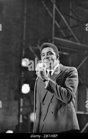 JIMMY RUFFIN (1936-2014) American Soul singer on Ready, Steady, Go ! in December 1966. Photo: Tony Gale Stock Photo