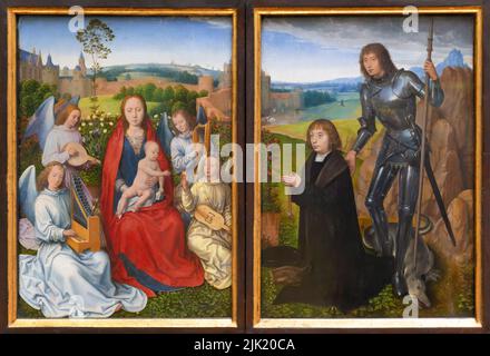 Diptych, Madonna of the Rose Bower and St George with Donor, Hans memling, circa 1490. Alte Pinakothek, Munich, Germany, Europe Stock Photo