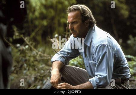 KEVIN COSTNER, DRAGONFLY, 2002, Stock Photo