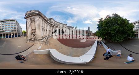 360 degree panoramic view of 360 photo historic buildings London UK