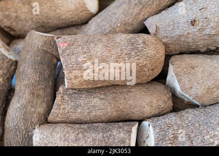 Pile of Yam Tubers ready for cooking Stock Photo