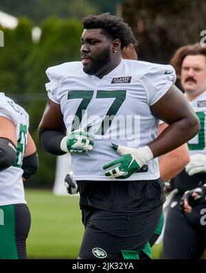 USA. 29th July, 2022. July 29, 2022, Florham Park, New Jersey, USA: New York Jets' tackle Mekhi Becton (77) during Jets training camp at the Atlantic Health Jets Training Center, Florham Park, New Jersey. Duncan Williams/CSM Credit: Cal Sport Media/Alamy Live News Stock Photo