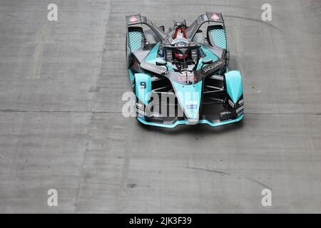 London, UK. 30th July, 2022. 09 EVANS Mitch (nzl), Jaguar TCS Racing, Jaguar I-Type 5, action during the 2022 London ePrix, 9th meeting of the 2021-22 ABB FIA Formula E World Championship, on the ExCeL London from July 30 to 31, in London, United Kingdom - Photo Eric Alonso / DPPI Credit: DPPI Media/Alamy Live News Stock Photo