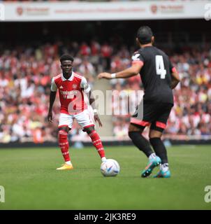 London, UK. 30th July, 2022. Bukayo Saka of Arsenal during the Emirates Cup match between Arsenal and Sevilla at the Emirates Stadium, London, England on 30 July 2022. Photo by Joshua Smith. Editorial use only, license required for commercial use. No use in betting, games or a single club/league/player publications. Credit: UK Sports Pics Ltd/Alamy Live News Stock Photo