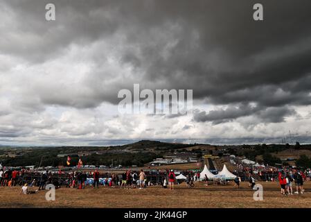 Mogyorod, Hungary. 30th July, 2022. Circuit atmosphere - fans. Hungarian Grand Prix, Saturday 30th July 2022. Budapest, Hungary. Credit: James Moy/Alamy Live News Stock Photo