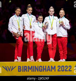 BIRMINGHAM, UNITED KINGDOM. 30th Jul, 2022. Team England (ACHAMPONG Ondine, FENTON Georgia-Mae, FRAGAPANE Claudia, KINSELLA Alice and SIMM Kelly) won the Gold during Artistic Gymnastics of Birmingham 2022 - Commonwealth Games at Birmingham Arena on Saturday, July 30, 2022 in BIRMINGHAM, UNITED KINGDOM. Credit: Taka Wu/Alamy Live News Stock Photo