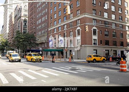 New York, NY, USA - Aug 1, 2022: New York University Rubin Hall residence for first year students at Fifth Avenue and E 10th St Stock Photo