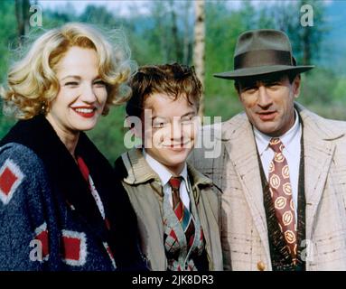 Ellen Barkin, Leonardo Dicaprio & Robert De Niro Film: This Boy'S Life (USA 1993) Characters: Caroline Wolff Hansen,Tobias 'Toby' Wolff & Dwight Hansen  Director: Michael Caton-Jones 09 April 1993   **WARNING** This Photograph is for editorial use only and is the copyright of WARNER BROS. and/or the Photographer assigned by the Film or Production Company and can only be reproduced by publications in conjunction with the promotion of the above Film. A Mandatory Credit To WARNER BROS. is required. The Photographer should also be credited when known. No commercial use can be granted without writt Stock Photo