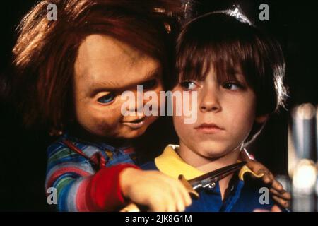 ALEX VINCENT, CHUCKY, CHILD'S PLAY, 1988 Stock Photo - Alamy
