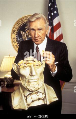 Lloyd Bridges Film: Hot Shots! Part Deux (1993) Characters: President Thomas 'Tug' Benson  Director: Jim Abrahams 02 May 1993   **WARNING** This Photograph is for editorial use only and is the copyright of 20TH CENTURY FOX and/or the Photographer assigned by the Film or Production Company and can only be reproduced by publications in conjunction with the promotion of the above Film. A Mandatory Credit To 20TH CENTURY FOX is required. The Photographer should also be credited when known. No commercial use can be granted without written authority from the Film Company. Stock Photo