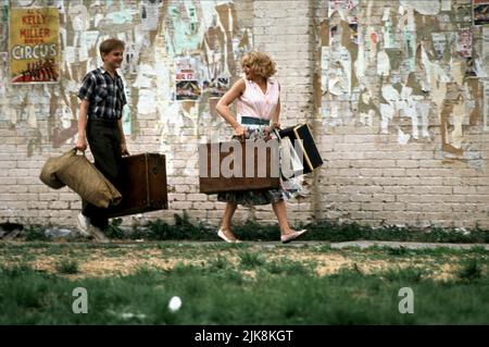 Leonardo Dicaprio,Ellen Barkin Film: This Boy'S Life (USA 1993) Characters: Tobias 'Toby' Wolff,Caroline Wolff Hansen  Director: Michael Caton-Jones 09 April 1993   **WARNING** This Photograph is for editorial use only and is the copyright of WARNER BROS. and/or the Photographer assigned by the Film or Production Company and can only be reproduced by publications in conjunction with the promotion of the above Film. A Mandatory Credit To WARNER BROS. is required. The Photographer should also be credited when known. No commercial use can be granted without written authority from the Film Company Stock Photo