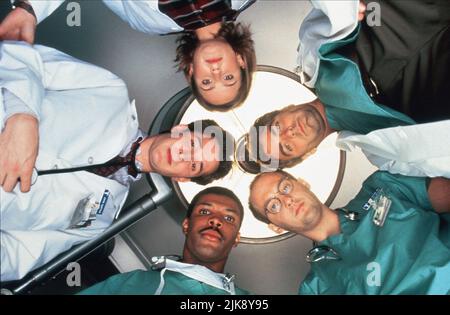 Sherry Stringfield, George Clooney, Anthony Edwards, Eriq La Salle & Noah Wyle Television: Er : Season 1; E.R. (TV-Serie) Characters: Dr. Susan Lewis,Dr. Doug Ross,Dr. Mark Greene,Dr. Peter Benton & Dr. John Carter  Usa 1994-2000, / 1. Staffel, Season 1 19 September 1994   **WARNING** This Photograph is for editorial use only and is the copyright of WARNER BROS. TELEVISION and/or the Photographer assigned by the Film or Production Company and can only be reproduced by publications in conjunction with the promotion of the above Film. A Mandatory Credit To WARNER BROS. TELEVISION is required. Th Stock Photo