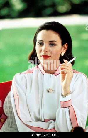 Kim Cattrall Film The Bonfire Of The Vanities (USA 1990) Characters: Judy  McCoy Director: Brian De Palma 21 December 1990 **WARNING** This Photograph  is for editorial use only and is the copyright