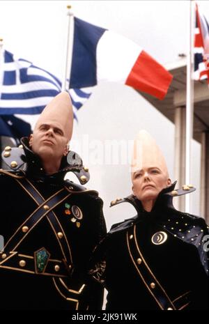 Dan Aykroyd & Jane Curtin Film: Coneheads (1993) Characters: Beldar Conehead, Prymatt Conehead  Director: Steve Barron 23 July 1993   **WARNING** This Photograph is for editorial use only and is the copyright of PARAMOUNT PICTURES and/or the Photographer assigned by the Film or Production Company and can only be reproduced by publications in conjunction with the promotion of the above Film. A Mandatory Credit To PARAMOUNT PICTURES is required. The Photographer should also be credited when known. No commercial use can be granted without written authority from the Film Company. Stock Photo