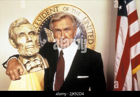 Lloyd Bridges Film: Hot Shots! Part Deux (1993) Characters: President Thomas 'Tug' Benson  Director: Jim Abrahams 02 May 1993   **WARNING** This Photograph is for editorial use only and is the copyright of 20TH CENTURY FOX and/or the Photographer assigned by the Film or Production Company and can only be reproduced by publications in conjunction with the promotion of the above Film. A Mandatory Credit To 20TH CENTURY FOX is required. The Photographer should also be credited when known. No commercial use can be granted without written authority from the Film Company. Stock Photo