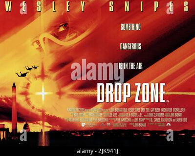 Wesley Snipes Film: Drop Zone (1993) Characters: Pete Nessip  Director: John Badham 08 December 1994   **WARNING** This Photograph is for editorial use only and is the copyright of PARAMOUNT and/or the Photographer assigned by the Film or Production Company and can only be reproduced by publications in conjunction with the promotion of the above Film. A Mandatory Credit To PARAMOUNT is required. The Photographer should also be credited when known. No commercial use can be granted without written authority from the Film Company. Stock Photo