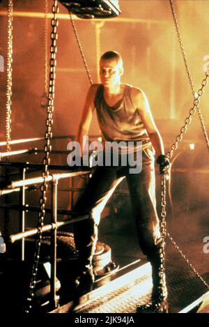 SIGOURNEY WEAVER in ALIEN 3 (1992), directed by DAVID FINCHER. Credit ...