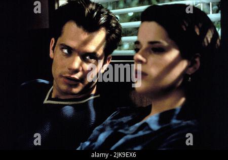 TIMOTHY OLYPHANT, NEVE CAMPBELL, SCREAM 2, 1997 Stock Photo - Alamy