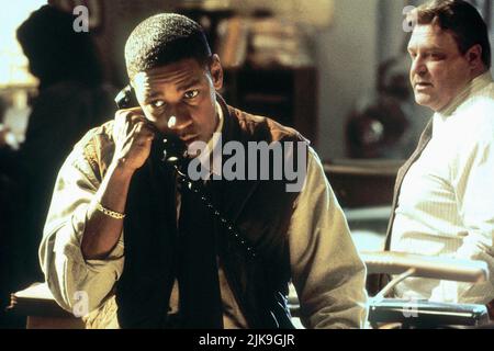 Denzel Washington,John Goodman Film: Fallen (1997) Characters: Det. John Hobbes,Det. Jonesy  Director: Gregory Hoblit 16 January 1998   **WARNING** This Photograph is for editorial use only and is the copyright of WARNER BROS. and/or the Photographer assigned by the Film or Production Company and can only be reproduced by publications in conjunction with the promotion of the above Film. A Mandatory Credit To WARNER BROS. is required. The Photographer should also be credited when known. No commercial use can be granted without written authority from the Film Company. Stock Photo