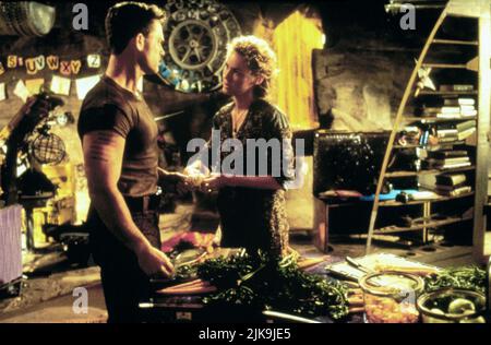 SOLDIER, Kurt Russell, Connie Nielsen, 1998 Stock Photo - Alamy