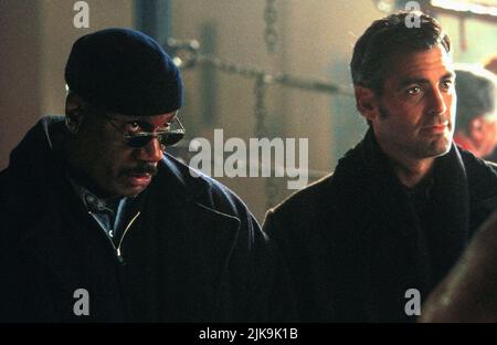 Ving Rhames & George Clooney Film: Out Of Sight (USA 1998) Characters: Buddy Bragg & Jack Foley  / Literaturverfilmung (Based On The Book By Elmore Leonard) Director: Steven Soderbergh 26 June 1998   **WARNING** This Photograph is for editorial use only and is the copyright of UNIVERSAL PICTURES and/or the Photographer assigned by the Film or Production Company and can only be reproduced by publications in conjunction with the promotion of the above Film. A Mandatory Credit To UNIVERSAL PICTURES is required. The Photographer should also be credited when known. No commercial use can be granted Stock Photo