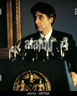 Al Pacino Film: City Hall (1996) Characters: Mayor John Pappas  Director: Harold Becker 16 February 1996   **WARNING** This Photograph is for editorial use only and is the copyright of COLUMBIA and/or the Photographer assigned by the Film or Production Company and can only be reproduced by publications in conjunction with the promotion of the above Film. A Mandatory Credit To COLUMBIA is required. The Photographer should also be credited when known. No commercial use can be granted without written authority from the Film Company. Stock Photo