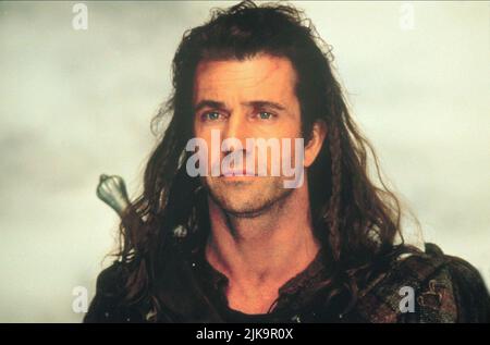 Mel Gibson Film: Braveheart (USA 1995) Characters: William Wallace  Director: Mel Gibson 18 May 1995   **WARNING** This Photograph is for editorial use only and is the copyright of ICON PRODUCTIONS and/or the Photographer assigned by the Film or Production Company and can only be reproduced by publications in conjunction with the promotion of the above Film. A Mandatory Credit To ICON PRODUCTIONS is required. The Photographer should also be credited when known. No commercial use can be granted without written authority from the Film Company. Stock Photo