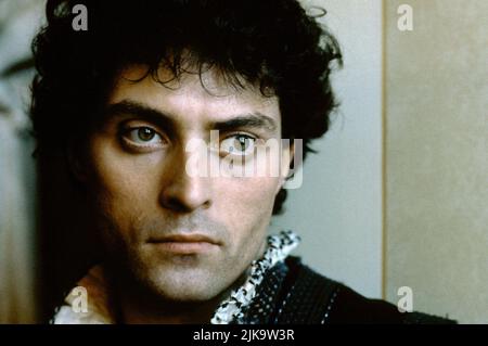 Rufus Sewell Film: The Honest Courtesan (1998) Characters: Marco Venier ...