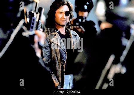 KURT RUSSELL in ESCAPE FROM L. A. (1996), directed by JOHN CARPENTER ...