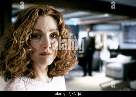 SAFE -1995 JULIANNE MOORE Stock Photo - Alamy