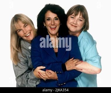 Linda Robson, Lesley Joseph & Pauline Quirke Television: Birds Of A Feather (1997) Characters: Tracey Stubbs,Dorien Green & Sharon Theodopolopodous  Director: Laurence Marks 01 August 1997   **WARNING** This Photograph is for editorial use only and is the copyright of The Film Company and/or the Photographer assigned by the Film or Production Company and can only be reproduced by publications in conjunction with the promotion of the above Film. A Mandatory Credit To The Film Company is required. The Photographer should also be credited when known. No commercial use can be granted without writt Stock Photo