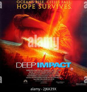 Film Poster  Film Deep Impact (1998)   Director: Mimi Leder 07 May 1998   **WARNING** This Photograph is for editorial use only and is the copyright of DREAMWORKS and/or the Photographer assigned by the  Film or Production Company and can only be reproduced by publications in conjunction with the promotion of the above  Film. A Mandatory Credit To DREAMWORKS is required. The Photographer should also be credited when known. No commercial use can be granted without written authority from the  Film Company. Stock Photo
