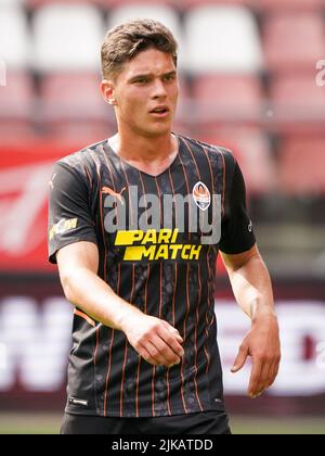 Rus uchlik porno hukmronlik bilan