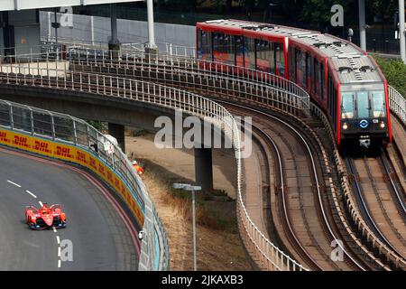 Alexander Sims (GBR), Mahindra Racing, Mahindra M7Electro during the Formula E Round 13 - London E-Prix in London, Great, UK. , . (Photo by Alastair Staley/Motorsport Images/Sipa USA) Credit: Sipa USA/Alamy Live News Stock Photo