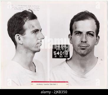 Lee Harvey Oswald Police 'Mugshot' after the assassination of President ...