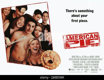 Mena Suvari, Chris Klein, Eddie Kaye Thomas, Seann William Scott, Alyson Hannigan, Jason Biggs, Tara Reid Film: American Pie (1999) Characters: Heather,Chris 'Oz' Ostreicher,Paul Finch,Steve Stifler,Michelle Flaherty,Jim Levenstein,Victoria 'Vicky' Lathum  Director: Paul Weitz 09 July 1999   **WARNING** This Photograph is for editorial use only and is the copyright of UNIVERSAL and/or the Photographer assigned by the Film or Production Company and can only be reproduced by publications in conjunction with the promotion of the above Film. A Mandatory Credit To UNIVERSAL is required. The Photogr Stock Photo