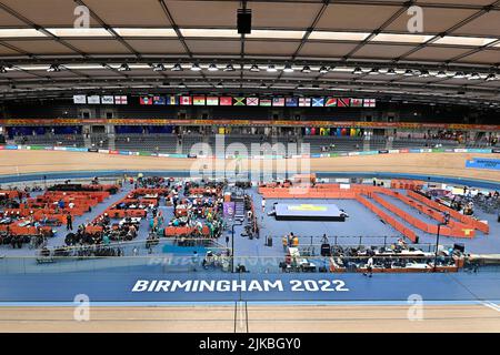 Stratford, United Kingdom. 31st July, 2022. Commonwealth Games Track Cycling. Olympic Velodrome. Stratford. A general view (GV) of the Velodrome before the start of the day. Credit: Sport In Pictures/Alamy Live News Stock Photo