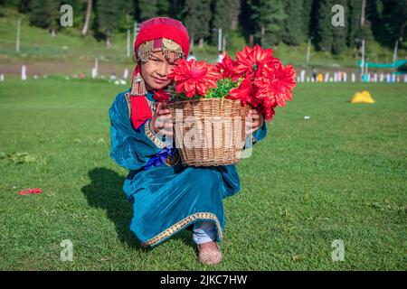 Humans of Jammu and Kashmir - Traditional dress of Kashmir. Can you name it  ? | Facebook