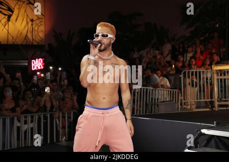 Miami, United States Of America. 31st July, 2022. MIAMI, FL - JULY 31: Recording artist MORA performs during Vibra Urbana at Oasis Wynwood on July 31, 2022 in Miami, Florida. (Photo by Alberto E. Tamargo/Sipa USA) Credit: Sipa USA/Alamy Live News Stock Photo