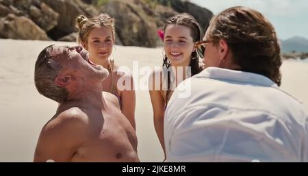 https://l450v.alamy.com/450v/2jke8mr/usa-kaitlyn-dever-billie-lourd-george-clooney-and-julia-roberts-in-a-scene-from-the-cuniversal-pictures-new-film-ticket-to-paradise-2022-plot-a-divorced-couple-that-teams-up-and-travels-to-bali-to-stop-their-daughter-from-making-the-same-mistake-they-think-they-made-25-years-ago-ref-lmk110-j8201-050722-supplied-by-lmkmedia-editorial-only-landmark-media-is-not-the-copyright-owner-of-these-film-or-tv-stills-but-provides-a-service-only-for-recognised-media-outlets-pictures@lmkmediacom-2jke8mr.jpg