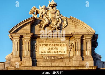 Puerta de Alcalá en la Plaza de la Independencia, Madrid, España Stock Photo