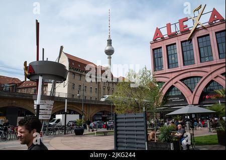 30.04.2022, Germany, Berlin, Berlin - Europa - View from Ravelinplatz to the Alexa shopping center near Alexanderplatz in the district Mitte and the B Stock Photo