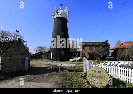 Mount Pleasant Mill, Kirton in Lindsey on the North Cliff Road, North Lincolnshire, England, UK Stock Photo