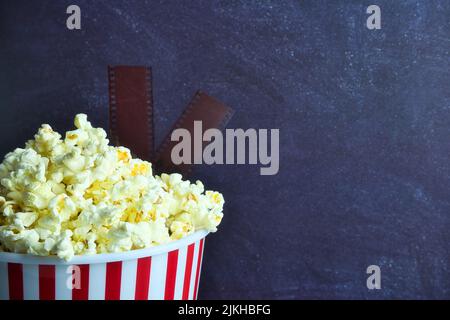 internet fight popcorn