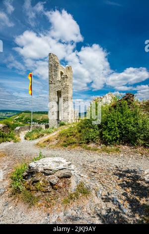 Grevenburg near Traben-Trarbach on the Middle Moselle, built by Count Johann III von Sponheim, was blown up by the French. What remains is the commandant's house, whose facade can be seen, Stock Photo